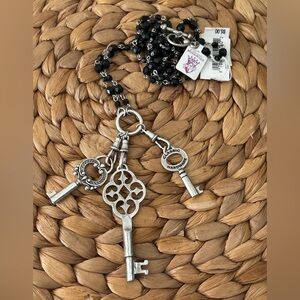Classic Hardware NWT Retired 21” “Keys” Necklace. Black Glass Beads.